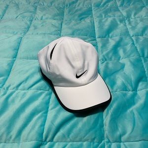 Nike Dri-fit Featherlight Running Hat